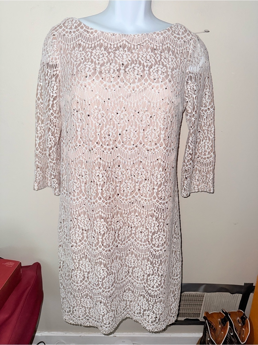 Jessica Howard Cream Lace Midi Dress